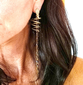 Orecchini serpente con frange